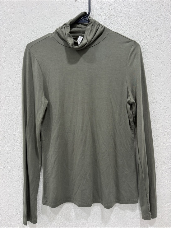 Cable & Gauge Tops - Cable & Gauge Women’s Olive Ruched Turtleneck Long-Sleeve Top Medium